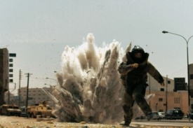 Pyrotechnické válečné drama z Iráku má našlápnuto.