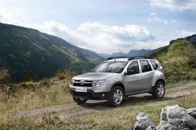 Dacia Duster s pohonem všech kol se začne prodávat v příštím roce.