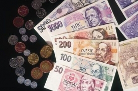 Na každého Čecha připadá dluh již 111 tisíc korun.