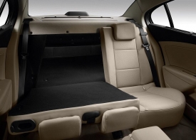Zadní sedačky lze sklopit, hatchback Mégane je přesto praktičtější.