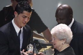 Ronaldo prvním nositelem ceny za nejhezčí gól.