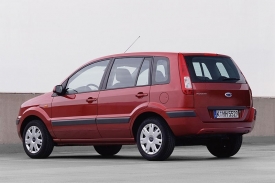 Ford Fusion se vyrábí v Kolíně nad Rýnem už od roku 2002.