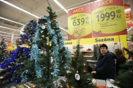 Vánoční nákupy finišují, Češi nakupují jako o zlaté neděli.