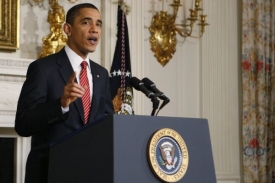 Obama vyzval k trvalému tlaku na teroristy.