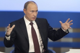 Vladimir Putin chce pro Rusko útočné zbraně.