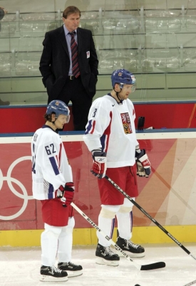 Patrik Eliáš (vlevo) na olympiádě v Turíně.