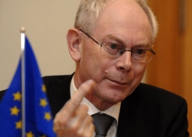 Herman Van Rompuy se oficiálně ujímá vedení Evropské unie.