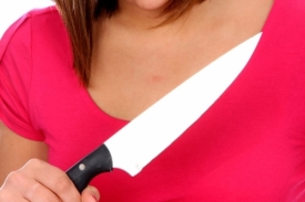 Místo sektu vytáhla dcera na matku nůž (ilustrační foto).
