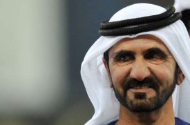 Vládce Dubaje, nejzadluženější země na světě v přepočtu na obyvatele.