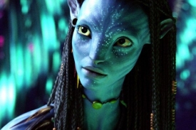 Avatar válcuje filmové žebříčky.