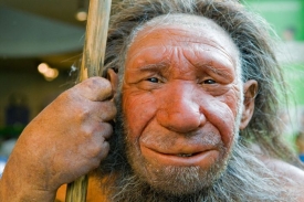 Seznamte se: Neandertálec, citlivý tvor milující umění.