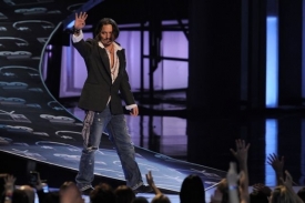 Johnny Depp sbírá ceny už od začátku roku (People's Choice Awards).