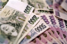 Průměrný hrubý plat loni podle Merces.cz činil 22 321 korun.
