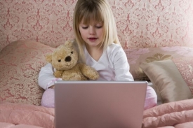 Dnešní děti přistupují k internetu jako předchozí generace k telefonu.