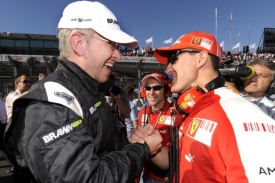 Ross Brawn (vlevo) a Michael Schumacher na archivním fotu.