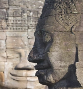 Na záchranu angorského chrámového komplexu přispívají různé země.