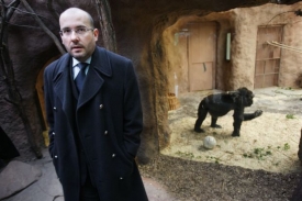 Ředitel zoo Miroslav Bobek chce vysílat porod Kijivu on-line.