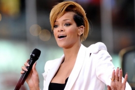 Rihanna, která je původem z Karibiku, s účastí neváhala.