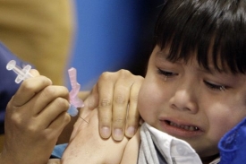 Očkování proti chřipce má podle hygienika Michaela Víta stále smysl.