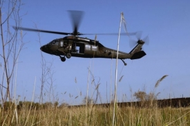 Střel Patriot má být 114 a vrtulníků Black Hawk 60.