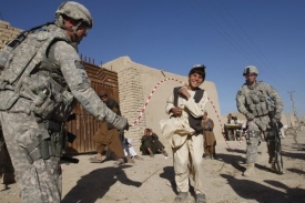 Na mise v Iráku, Afghánistánu a Pákistánu má jit 159 miliard dolarů.