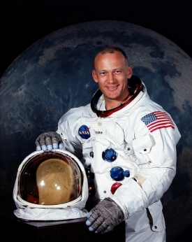 Buzz Aldrin na snímku ze slavné éry Apolla 11.