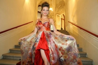 Andrea Verešová si přivezla do Státní opery rovnou troje šaty.