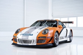 Hybridní Porsche 911 se představí na autosalonu v Ženevě.