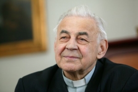 Pražský arcibiskup a český primas Miloslav Vlk.