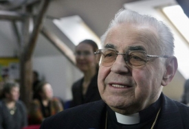 Miloslav Vlk končí ce funkci pražského arcibiskupa.