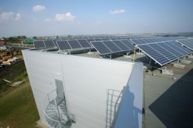 V Česku prudce roste počet solárních elektráren.