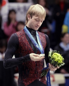 Stříbrná medaile na Pljuščenkově krku dlouho nezůstala.