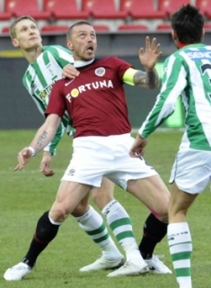 Tomáš Řepka nechyběl v obraně Sparty.