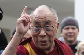 Dalajlama vyzval Woodse k sebekázni.