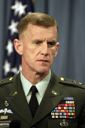 Šéf Velitelství Jih McChrystal dlouho zdůrazňuje ochranu civilistů.