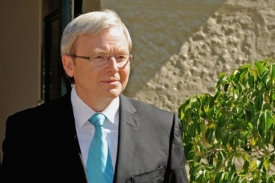Australský premiér Kevin Rudd si ztěžuje na chování Mossadu.