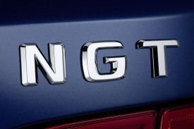 Označení NGT odkazuje k pohonu na stlačený zemní plyn.