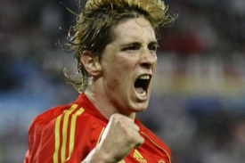 Španěl Fernando Torres, střelec úvodní branky finále Eura.