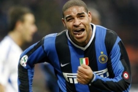 Brazilský fotbalový útočník Adriano. Odejde z Interu Milán do Chelsea?
