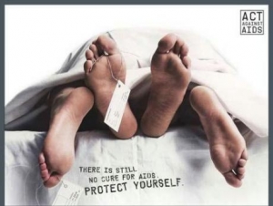 Další z reklam upozorňujících na nebezpečí AIDS.