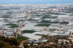 Moderní průmyslová zóna v Kale na jihovýchodě Turecka.