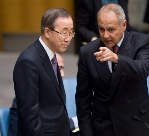 Generální Tajemník OSN Pan Ki-Mun s egyptským ministrem zahraničí.