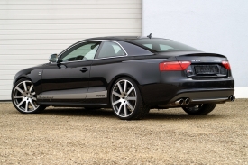 Audi S5 v podání německé firmy MTM umí přes 300 km/h.