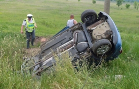 Také řidič tohoto vozu nehodu nepřežil.