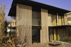 Dům z bambusu pro sebe navrhla japonská architektka Reiko Kawabe