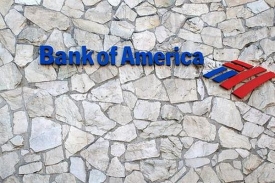 Bank of America si s Merrill Lynch přidělala problémy
