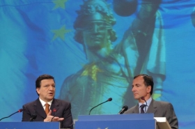 Barroso a Frattini. Korupce politiků, nevěrohodné soudy na EUBalkáně.