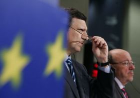 Ilustrační foto - předseda Komise EU Barroso (vlevo)
