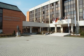 Univerzita Tomáše Bati ve Zlíně zdokonaluje boj proti plagiátorům.