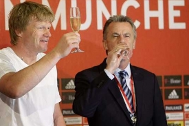 Zástupci bundesligy: Oliver Kahn a Otmar Hitzfeld, oba Bayern Mnichov.